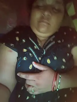 Snapshot of Villageanuty chatting on 26, 9, 2025 Villageanuty online show from 26, 9, 2025