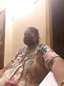 Snapshot of Villageanuty chatting on 29, 9, 2025 Villageanuty online show from 29, 9, 2025