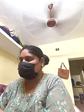 Snapshot of Villageanuty chatting on 16, 10, 2025 Villageanuty online show from 16, 10, 2025