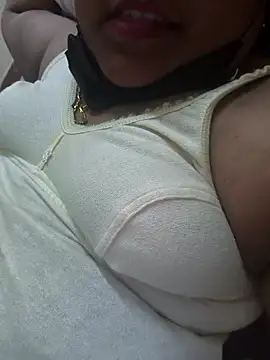 Snapshot of Villageanuty chatting on 23, 10, 2025 Villageanuty online show from 23, 10, 2025