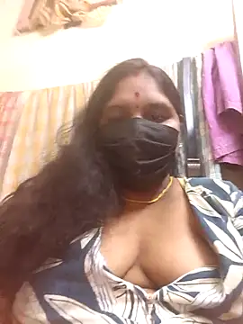 Snapshot of Villageanuty chatting on 2, 11, 2025 Villageanuty online show from 2, 11, 2025