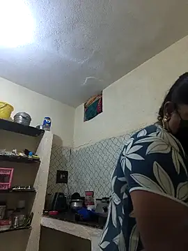 Snapshot of Villageanuty chatting on 12, 11, 2025 Villageanuty online show from 12, 11, 2025