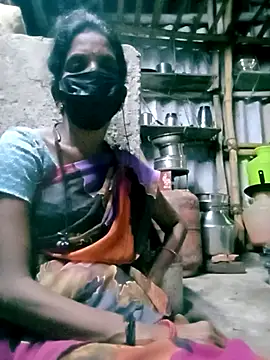 Snapshot of Tamilauntyhot chatting on 17, 9, 2025 Tamilauntyhot online show from 17, 9, 2025