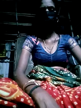 Snapshot of Tamilauntyhot chatting on 11, 10, 2025 Tamilauntyhot online show from 11, 10, 2025