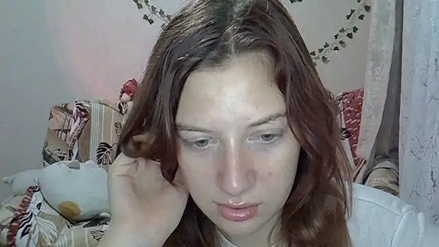 Lily Ember online show from 29, 11, 2025