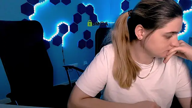 inga gree online show from 28, 11, 2025