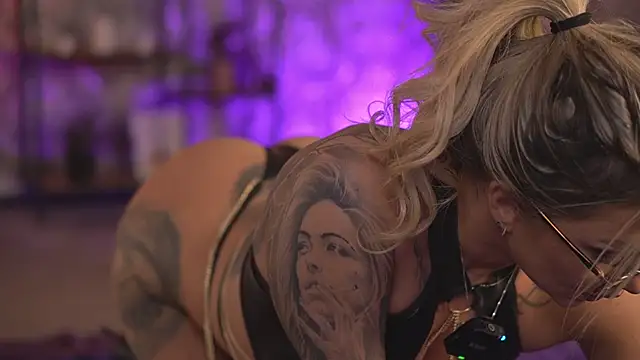 AlmaVelia online show from 2, 10, 2025