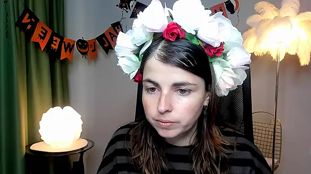 MartaEdams online show from 25, 10, 2025