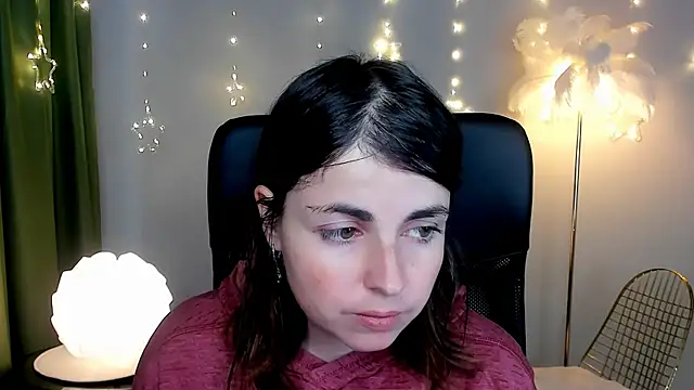 MartaEdams online show from 15, 12, 2025