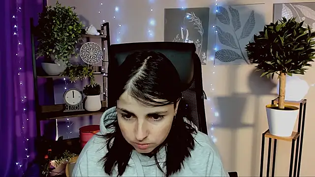 MartaEdams online show from 4, 2, 2026