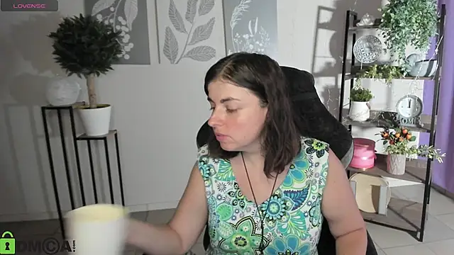 MartaEdams online show from 10, 7, 2026