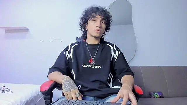 JackesTaylor online show from 8, 4, 2026