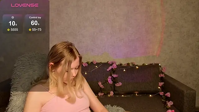 Snapshot of Wendy_228 chatting on 31, 10, 2025 Wendy 228 online show from 31, 10, 2025