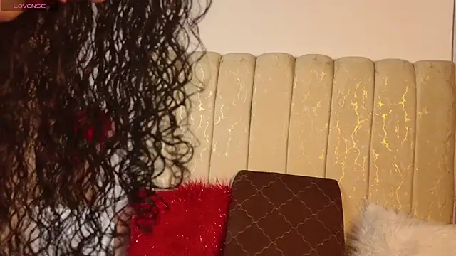 Snapshot of vivi_ruby chatting on 10, 7, 2026 vivi ruby online show from 10, 7, 2026