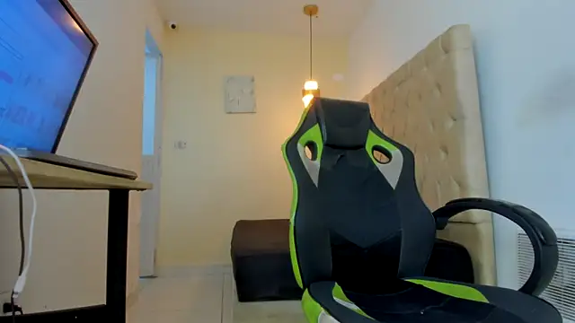 Darkknightx01 online show from 13, 11, 2025