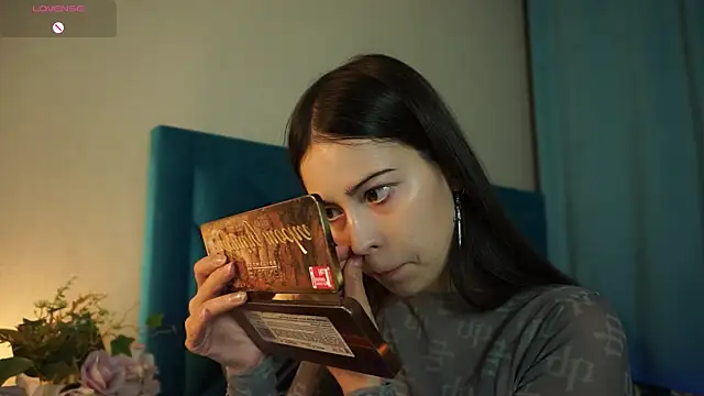 ywixos online show from 12, 10, 2025