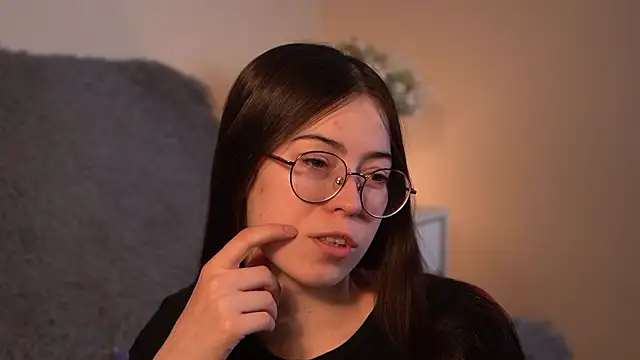 ywixos online show from 5, 2, 2026