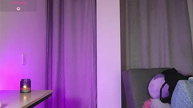 Snapshot of Mia_sweet80 chatting on 11, 6, 2026 Mia sweet80 online show from 11, 6, 2026