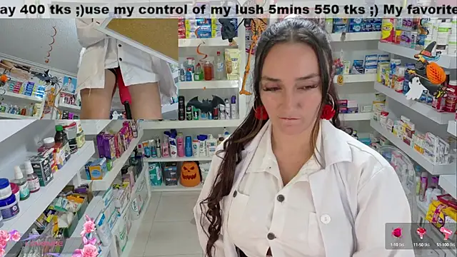 Snapshot of swmilena_hot_ chatting on 12, 10, 2025 swmilena hot online show from 12, 10, 2025