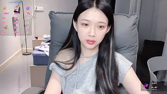 NiNi-baby520 online show from 19, 11, 2025