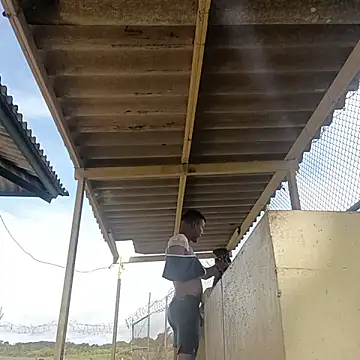 Snapshot of arnal32 chatting on 11, 11, 2025 arnal32 online show from 11, 11, 2025