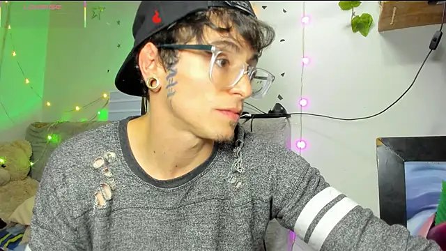 puepleholly online show from 3, 2, 2026