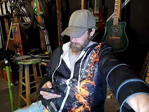 Snapshot of thejuicybacon chatting on 8, 10, 2025 thejuicybacon online show from 8, 10, 2025