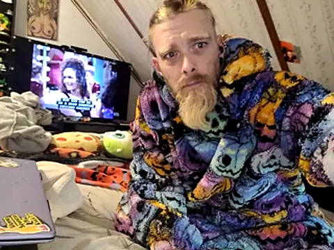 Snapshot of thejuicybacon chatting on 25, 11, 2025 thejuicybacon online show from 25, 11, 2025