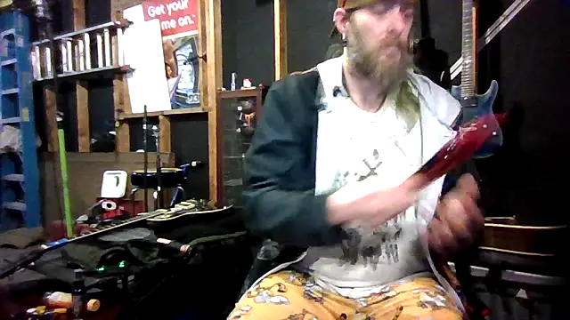 Snapshot of thejuicybacon chatting on 25, 5, 2026 thejuicybacon online show from 25, 5, 2026