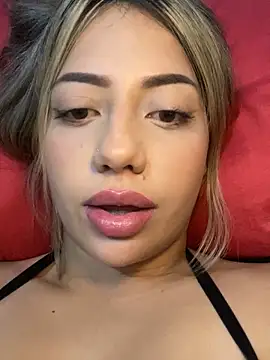 MissCat  online show from 1, 11, 2025