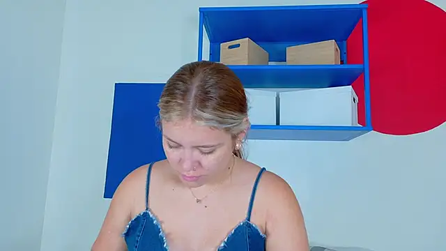 BelaMiller  online show from 10, 9, 2025