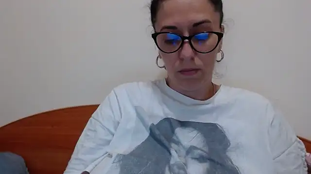 Snapshot of jollene chatting on 7, 6, 2026 jollene online show from 7, 6, 2026