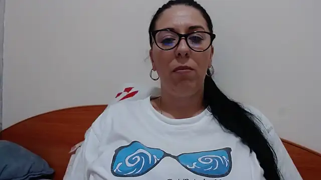 Snapshot of jollene chatting on 8, 6, 2026 jollene online show from 8, 6, 2026