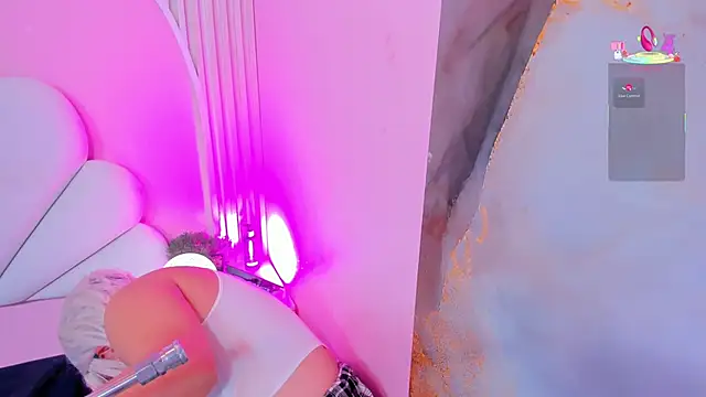 hinata dolly online show from 7, 11, 2025