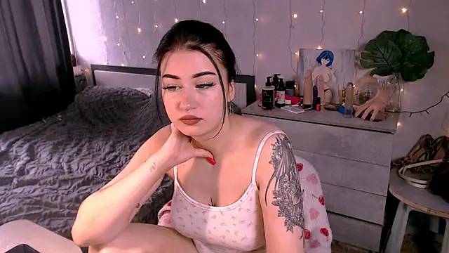 Snapshot of Katie_Kiss chatting on 3, 6, 2026 Katie Kiss online show from 3, 6, 2026