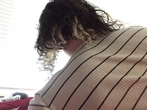 Snapshot of paigeycakes chatting on 14, 9, 2025 paigeycakes online show from 14, 9, 2025