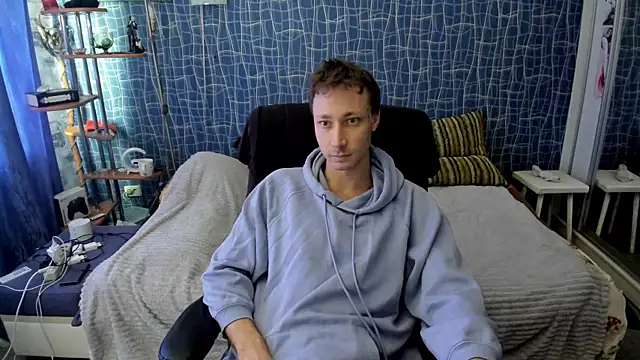 CuteBoy228 online show from 11, 4, 2026