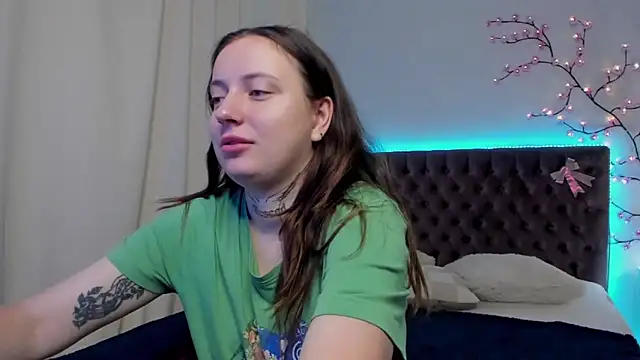 LilaVame online show from 14, 9, 2025