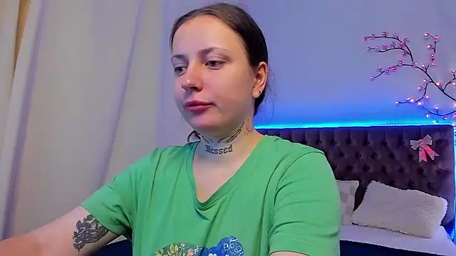 LilaVame online show from 18, 10, 2025