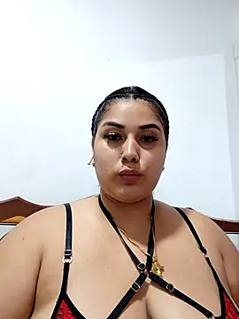 Snapshot of MilaaRooy chatting on 28, 9, 2025 MilaaRooy online show from 28, 9, 2025