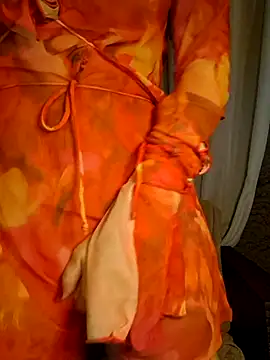 Snapshot of CelynaRoss chatting on 19, 10, 2025 CelynaRoss online show from 19, 10, 2025