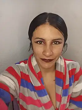 Snapshot of karinnahotdirty chatting on 10, 1, 2026 karinnahotdirty online show from 10, 1, 2026