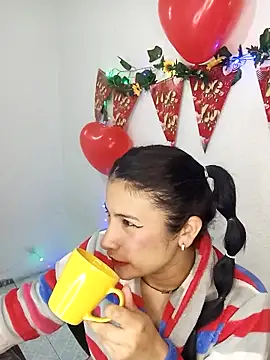 Snapshot of karinnahotdirty chatting on 14, 2, 2026 karinnahotdirty online show from 14, 2, 2026