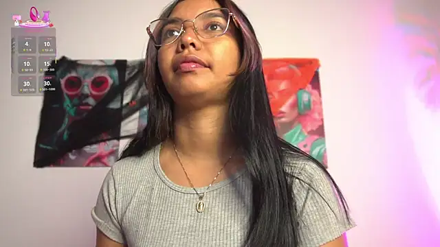 Snapshot of pocahotass_11 chatting on 31, 10, 2025 pocahotass 11 online show from 31, 10, 2025