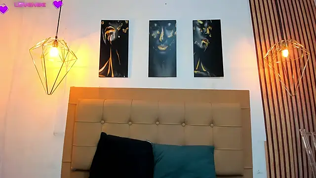 alesziarose online show from 17, 9, 2025