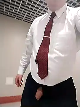 Snapshot of BigCristh79 chatting on 12, 9, 2025 BigCristh79 online show from 12, 9, 2025