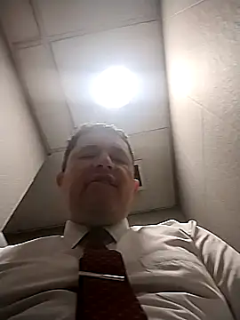 Snapshot of BigCristh79 chatting on 4, 10, 2025 BigCristh79 online show from 4, 10, 2025