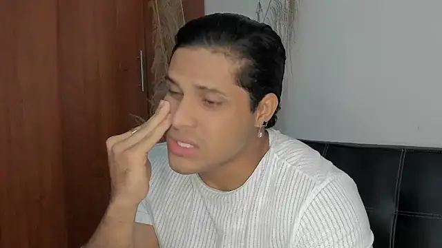 Snapshot of Evansdark1 chatting on 4, 10, 2025 Evansdark1 online show from 4, 10, 2025