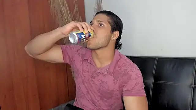 Snapshot of Evansdark1 chatting on 24, 10, 2025 Evansdark1 online show from 24, 10, 2025