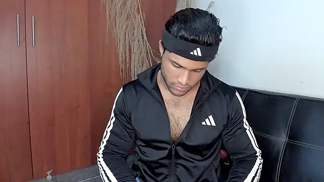 Snapshot of Evansdark1 chatting on 28, 11, 2025 Evansdark1 online show from 28, 11, 2025